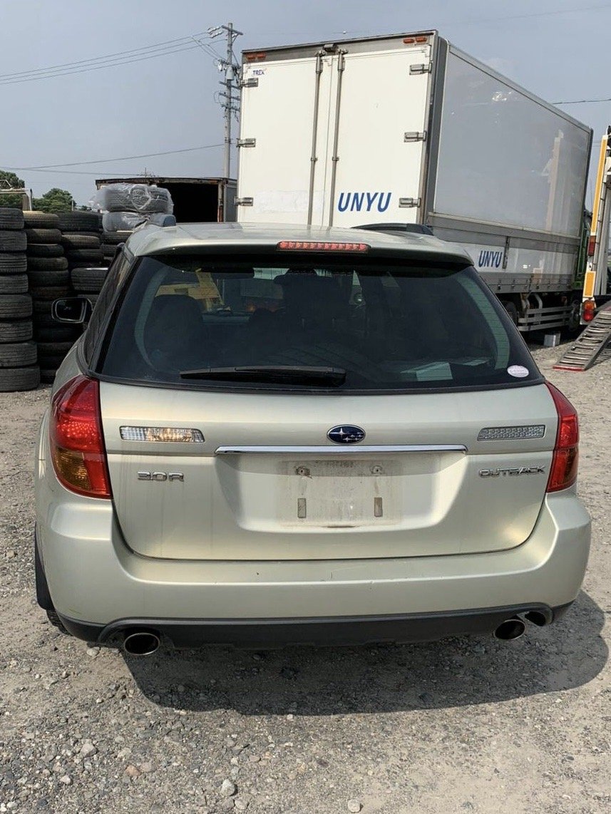Subaru Outback — фото 2