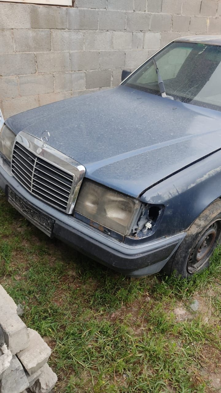 Mercedes-Benz E-класс (W124) — фото 6