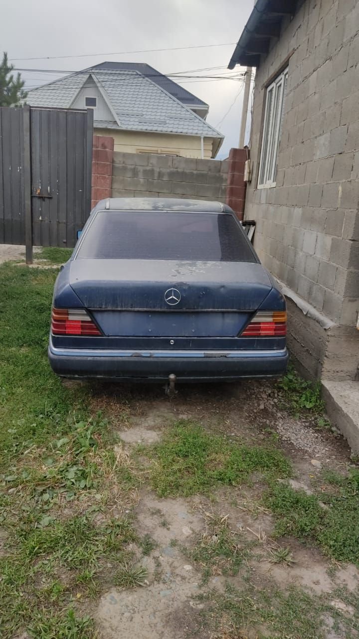 Mercedes-Benz E-класс (W124) — фото 7